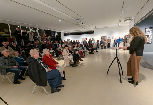 Vernissage: Einführung: Pia Emmrich
